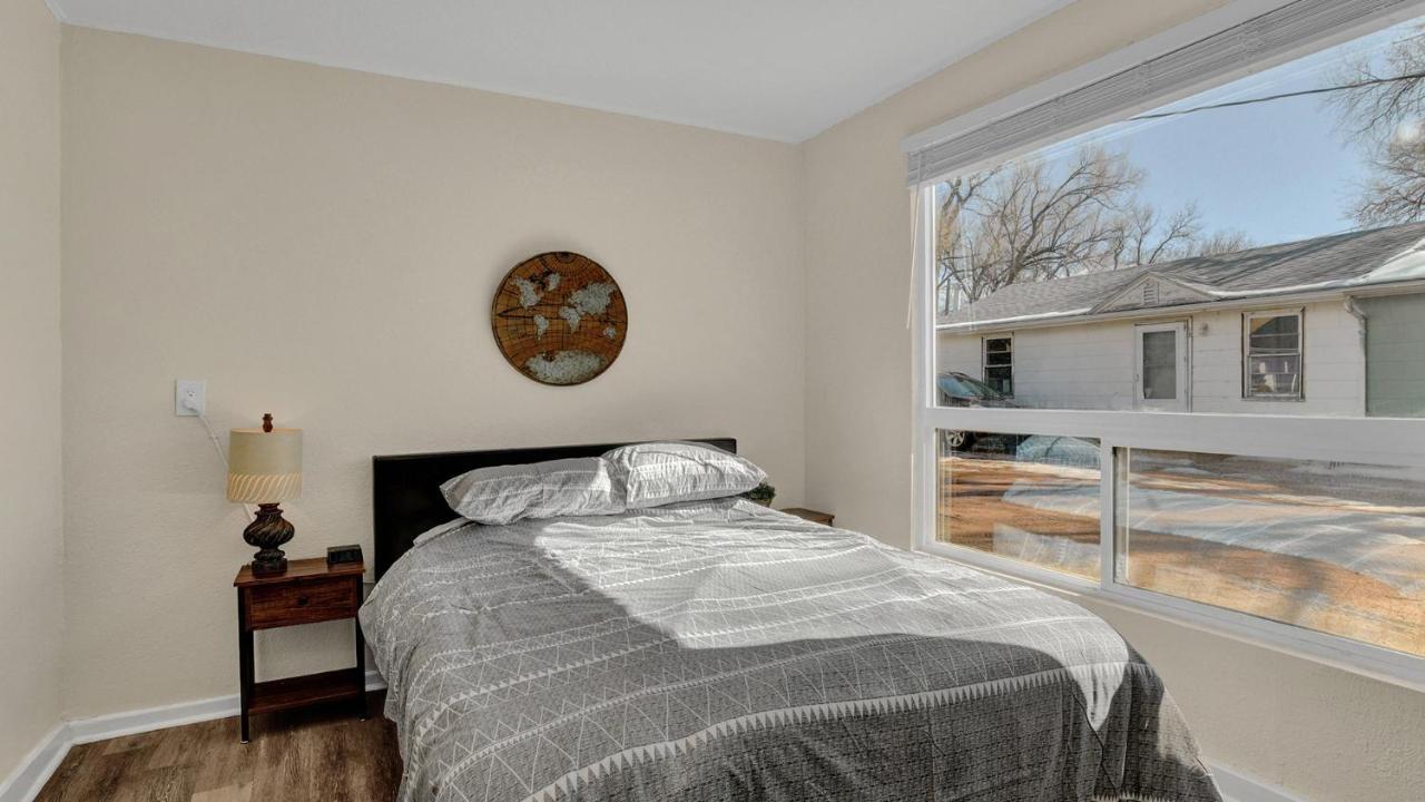 A Home Base For Your Journey Colorado Springs Exterior foto