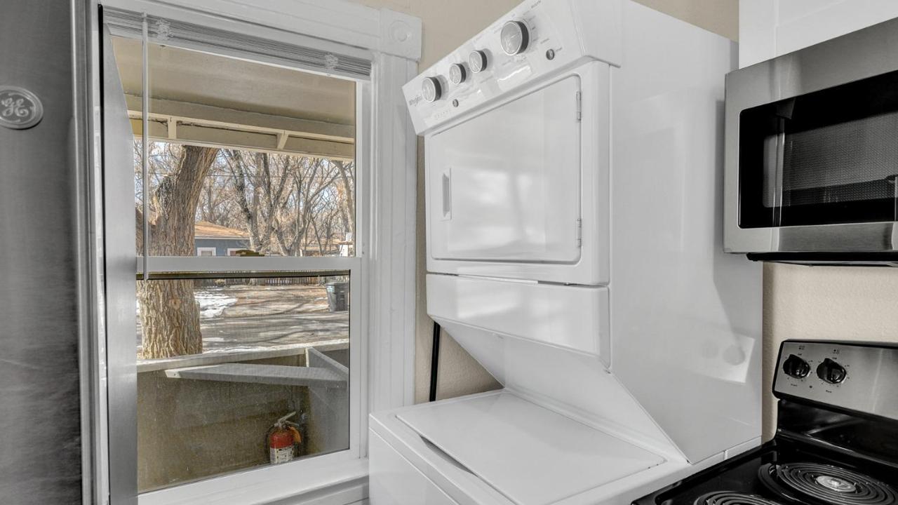 A Home Base For Your Journey Colorado Springs Exterior foto